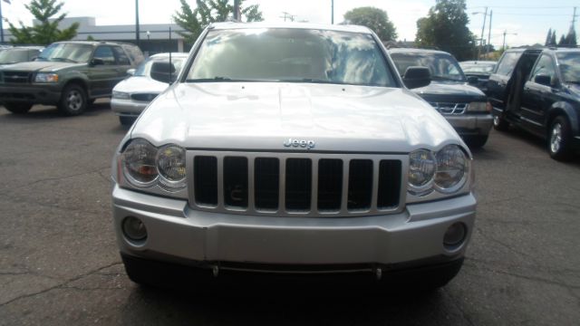 Jeep Grand Cherokee Base W/nav.sys SUV