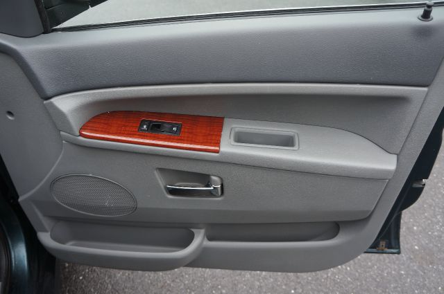 Jeep Grand Cherokee 2006 photo 15