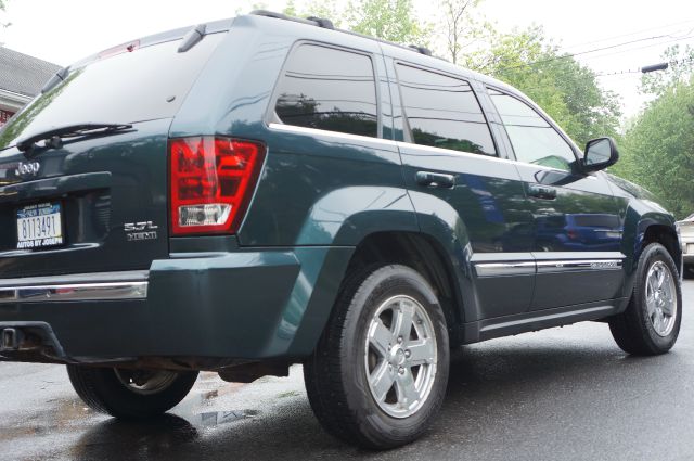 Jeep Grand Cherokee 2006 photo 17