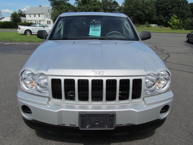 Jeep Grand Cherokee 2006 photo 2