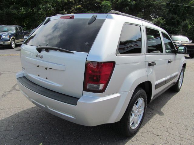 Jeep Grand Cherokee 2006 photo 4