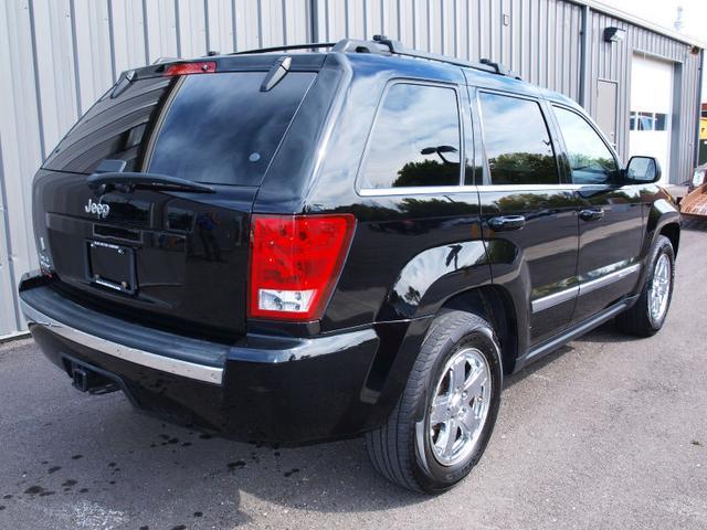 Jeep Grand Cherokee 2006 photo 2