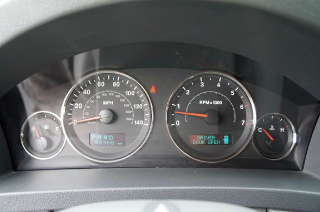 Jeep Grand Cherokee 2006 photo 14