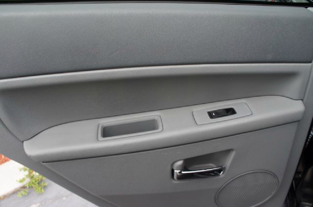 Jeep Grand Cherokee 2006 photo 16