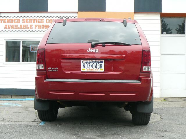 Jeep Grand Cherokee 2006 photo 2
