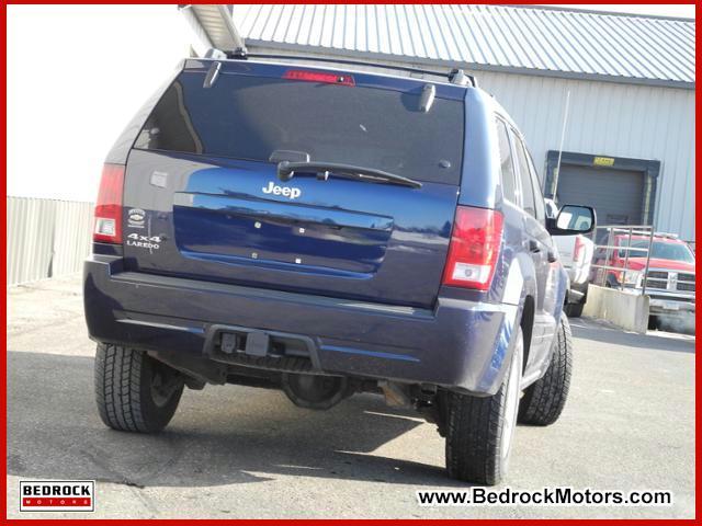 Jeep Grand Cherokee 2006 photo 2