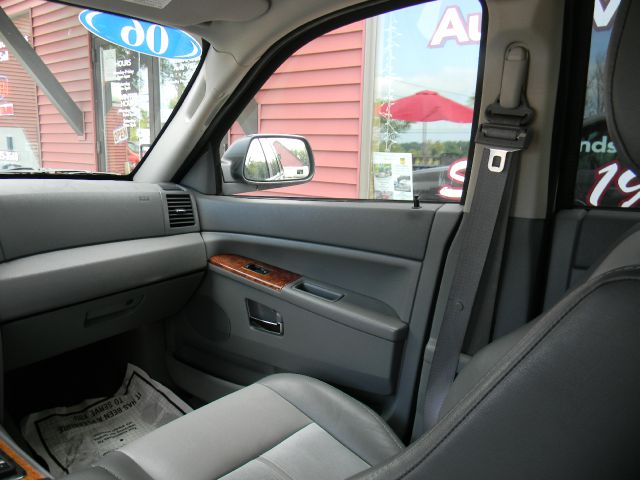 Jeep Grand Cherokee 2006 photo 2