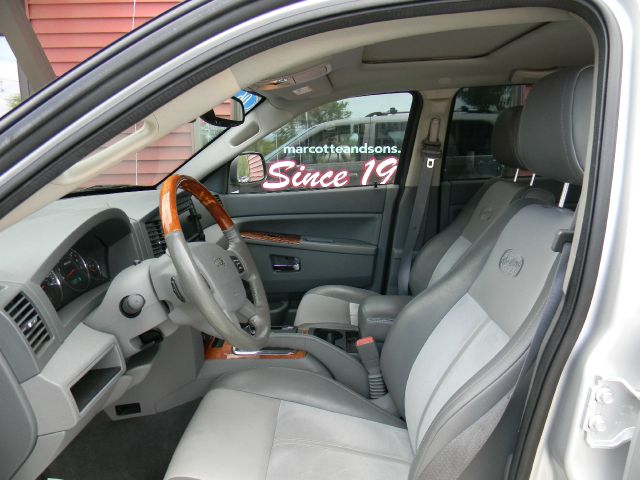 Jeep Grand Cherokee 2006 photo 3