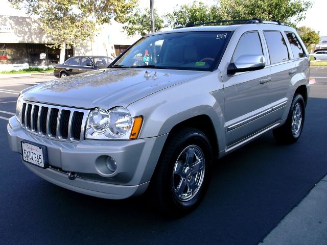 Jeep Grand Cherokee 2006 photo 2