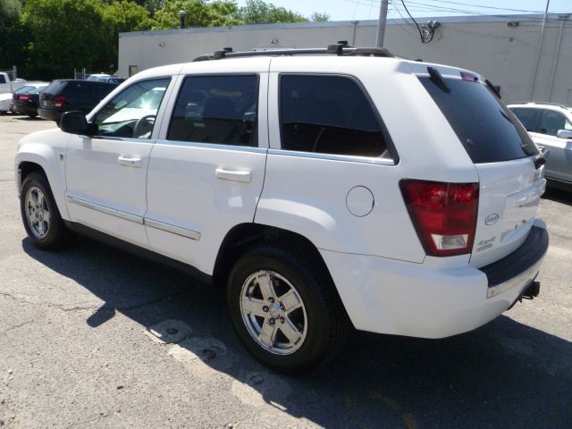 Jeep Grand Cherokee 2006 photo 4