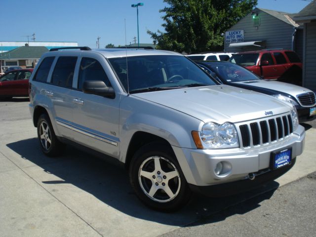 Jeep Grand Cherokee 2006 photo 2