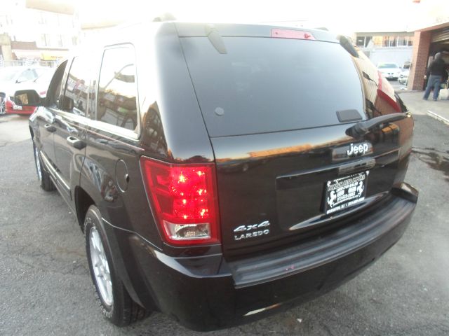 Jeep Grand Cherokee 2006 photo 1