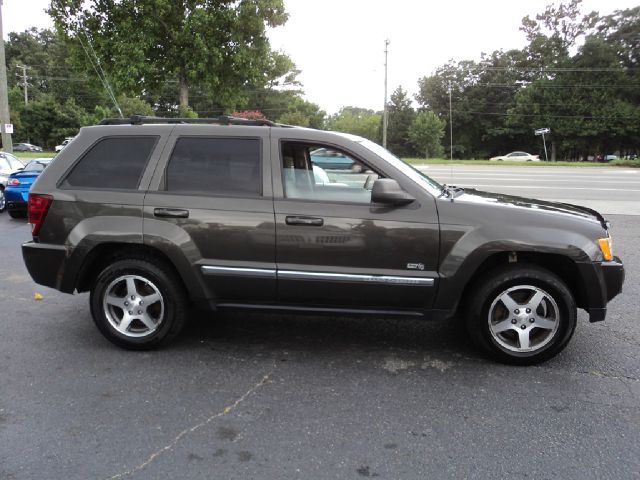 Jeep Grand Cherokee Base W/nav.sys SUV