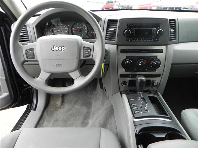 Jeep Grand Cherokee 2006 photo 10