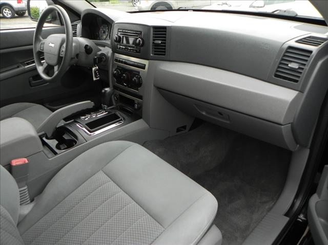 Jeep Grand Cherokee 2006 photo 20