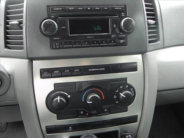 Jeep Grand Cherokee 2006 photo 3