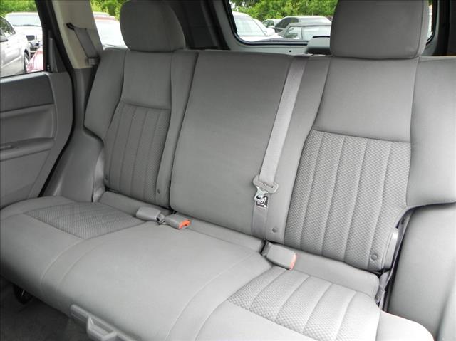 Jeep Grand Cherokee 2006 photo 9