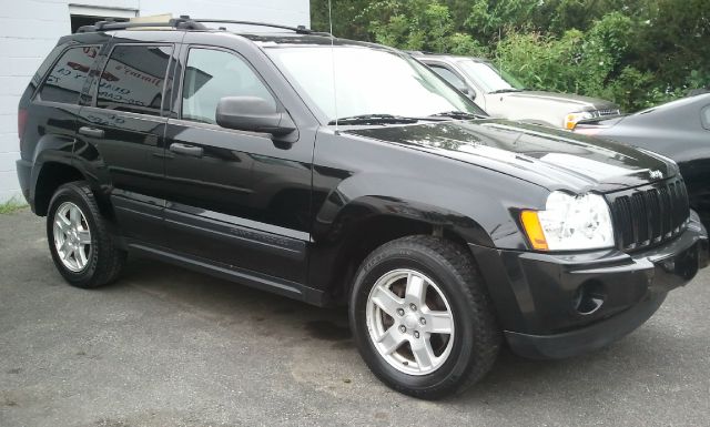 Jeep Grand Cherokee 2006 photo 2