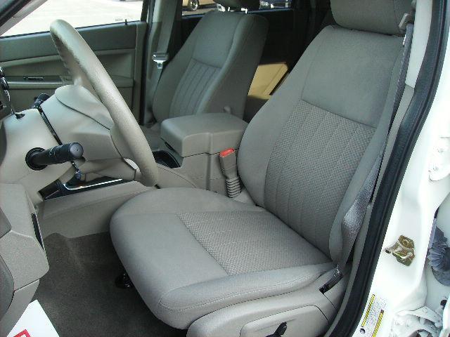 Jeep Grand Cherokee 2006 photo 2