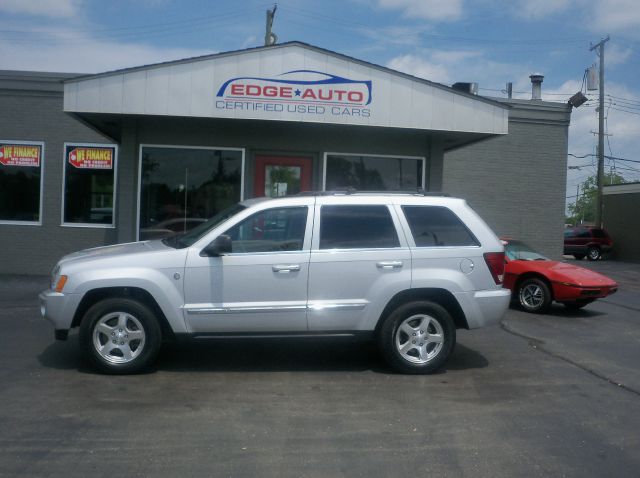 Jeep Grand Cherokee SLT 25 SUV