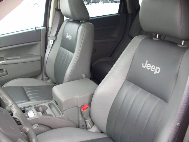 Jeep Grand Cherokee 2007 photo 2
