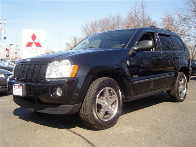 Jeep Grand Cherokee Cts-v Sedan Sport Utility