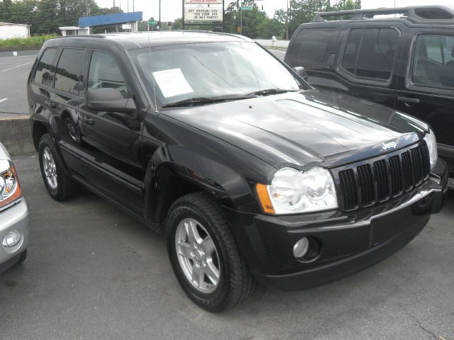 Jeep Grand Cherokee Sedan 4dr SUV