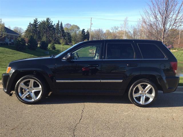 Jeep Grand Cherokee XLS 4WD Sport Utility