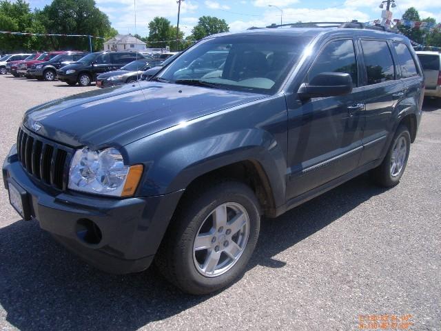 Jeep Grand Cherokee LS Sport Utility