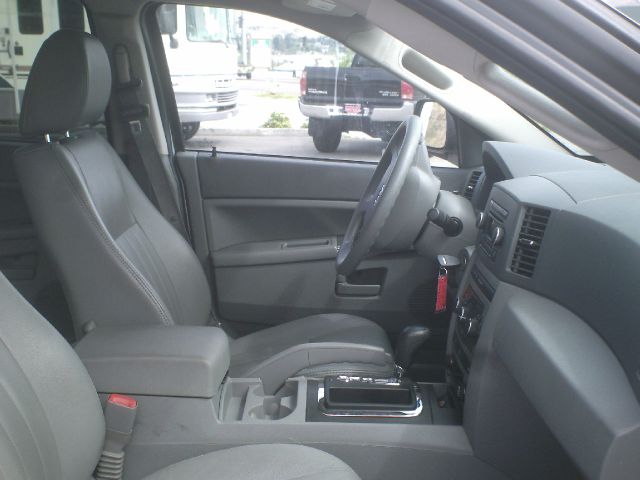 Jeep Grand Cherokee 2007 photo 2