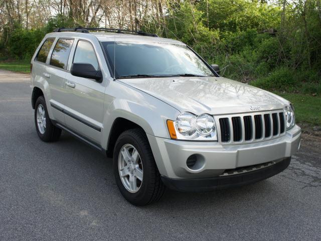 Jeep Grand Cherokee LS Sport Utility