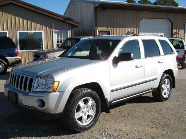 Jeep Grand Cherokee Base W/nav.sys Sport Utility