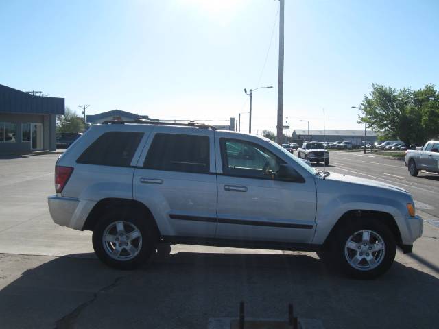 Jeep Grand Cherokee 2007 photo 2