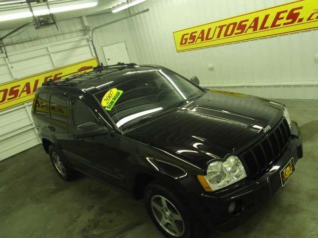 Jeep Grand Cherokee Sedan 4dr SUV