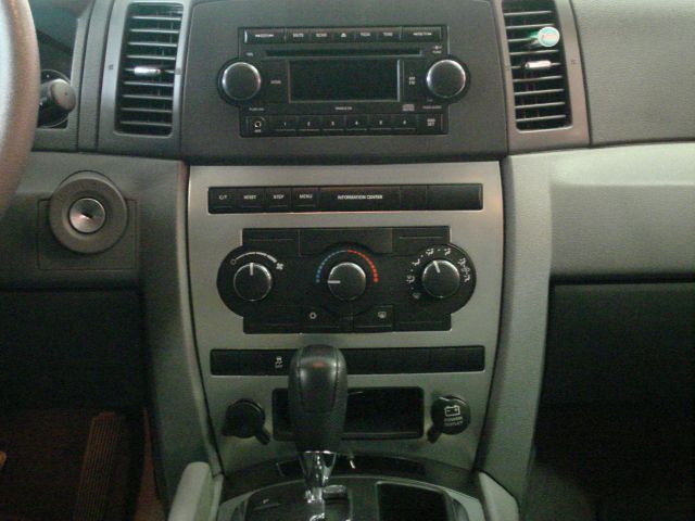 Jeep Grand Cherokee 2007 photo 4