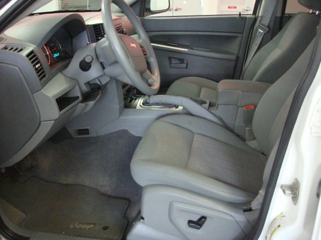 Jeep Grand Cherokee 2007 photo 8