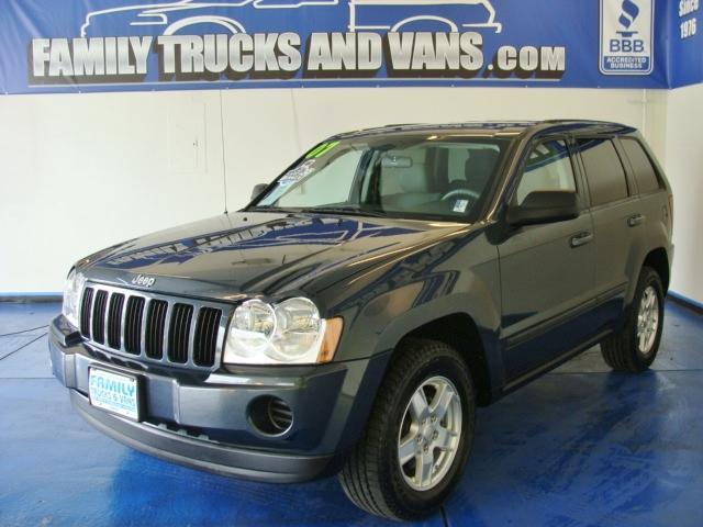 Jeep Grand Cherokee SE Model Sport Utility