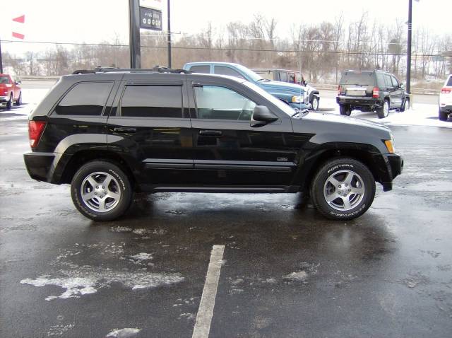 Jeep Grand Cherokee 2007 photo 4