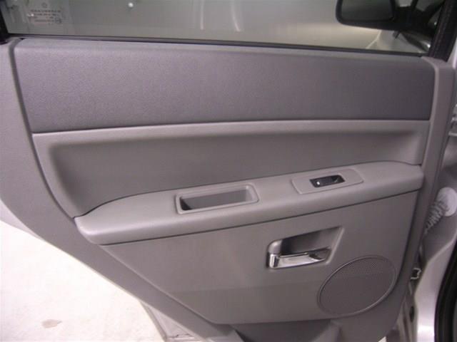 Jeep Grand Cherokee 2007 photo 16