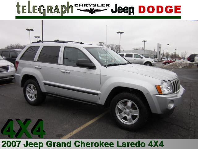 Jeep Grand Cherokee LOW Miles NICE 4door Sedan Sport Utility