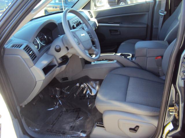 Jeep Grand Cherokee 2007 photo 2