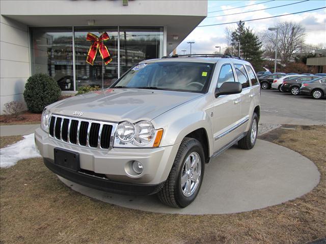 Jeep Grand Cherokee SLT 25 Sport Utility