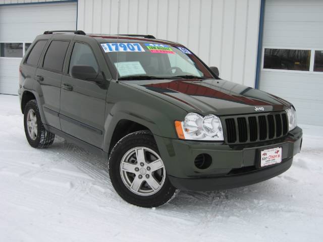 Jeep Grand Cherokee LS Sport Utility