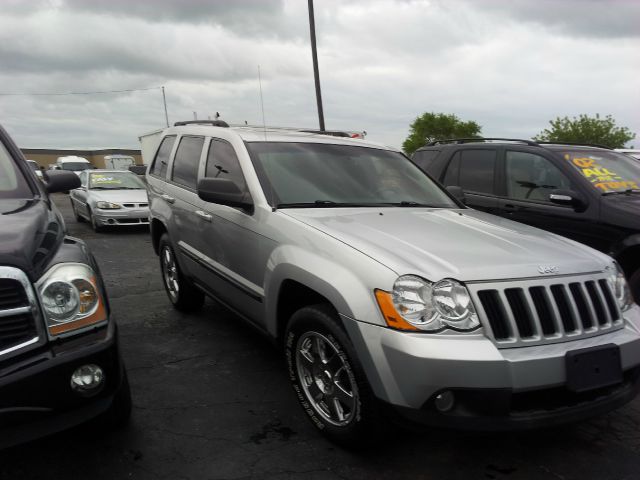 Jeep Grand Cherokee Base W/nav.sys SUV