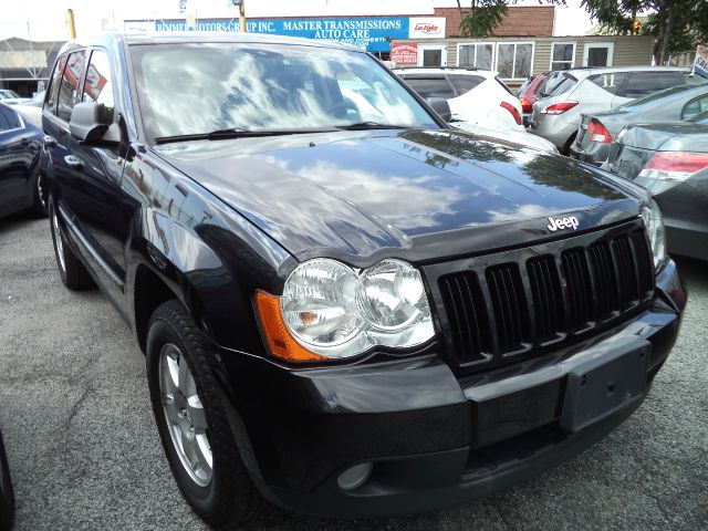 Jeep Grand Cherokee Sedan 4dr SUV