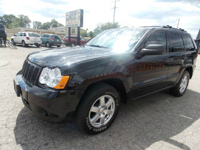 Jeep Grand Cherokee Base W/nav.sys SUV