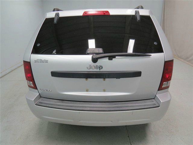 Jeep Grand Cherokee Sedan 4dr SUV