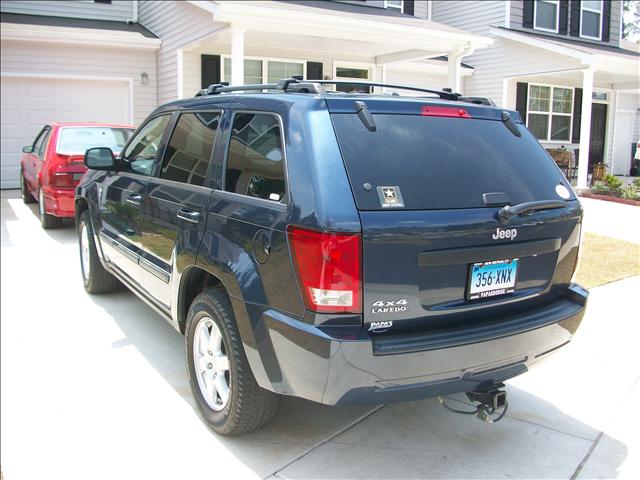 Jeep Grand Cherokee 2009 photo 4