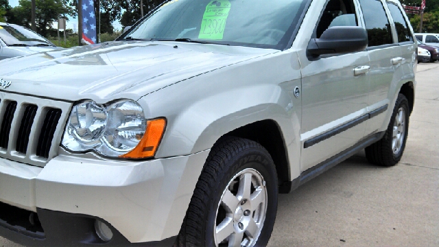 Jeep Grand Cherokee 2009 photo 2