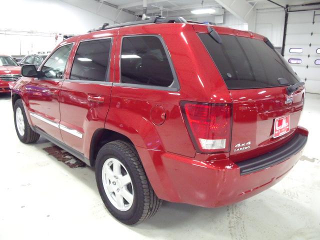 Jeep Grand Cherokee 2010 photo 5